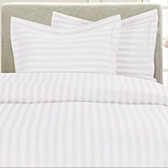 Duvet COVER Set WHITE Striped KING/Cal KING, NEW